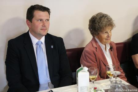 Slavnostna podelitev priznanj in cvetja diamantnim in zlatim parom (4)